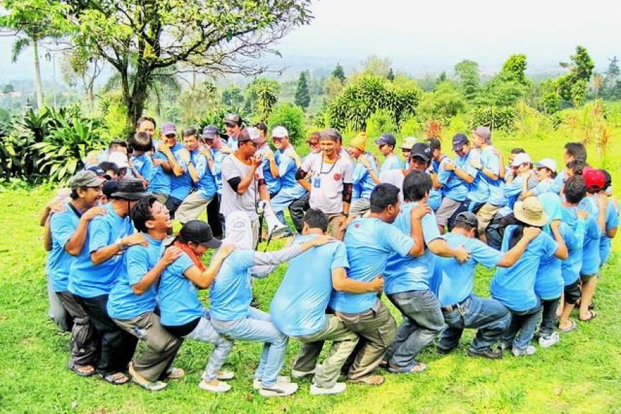 Paket Outbound Bogor, Sentul, Bandung, Yogyakarta, Malang, Bali Biaya Murah 2026, untuk Tempat Outing Perusahaan, Tour & Corporate Gathering.